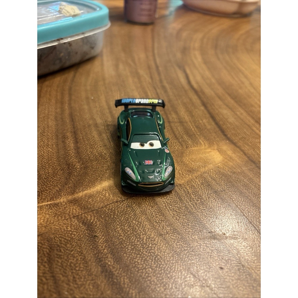 Disney Pixar Cars 2 Nigel Gearsley die-cast #20 World Grand Prix UK 1:55 Loose